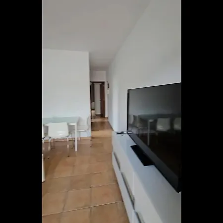 Ciudad Jardin Apartament