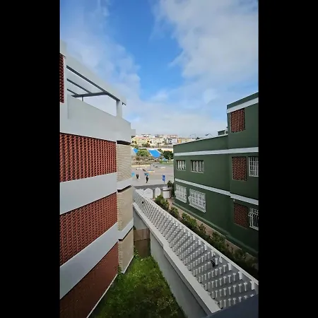 Ciudad Jardin Lägenhet