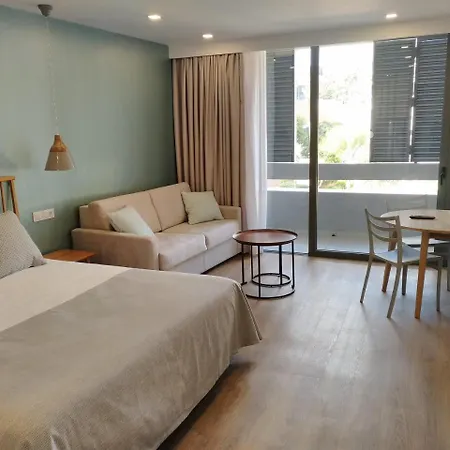 Ciudad Jardin Апартаменти *